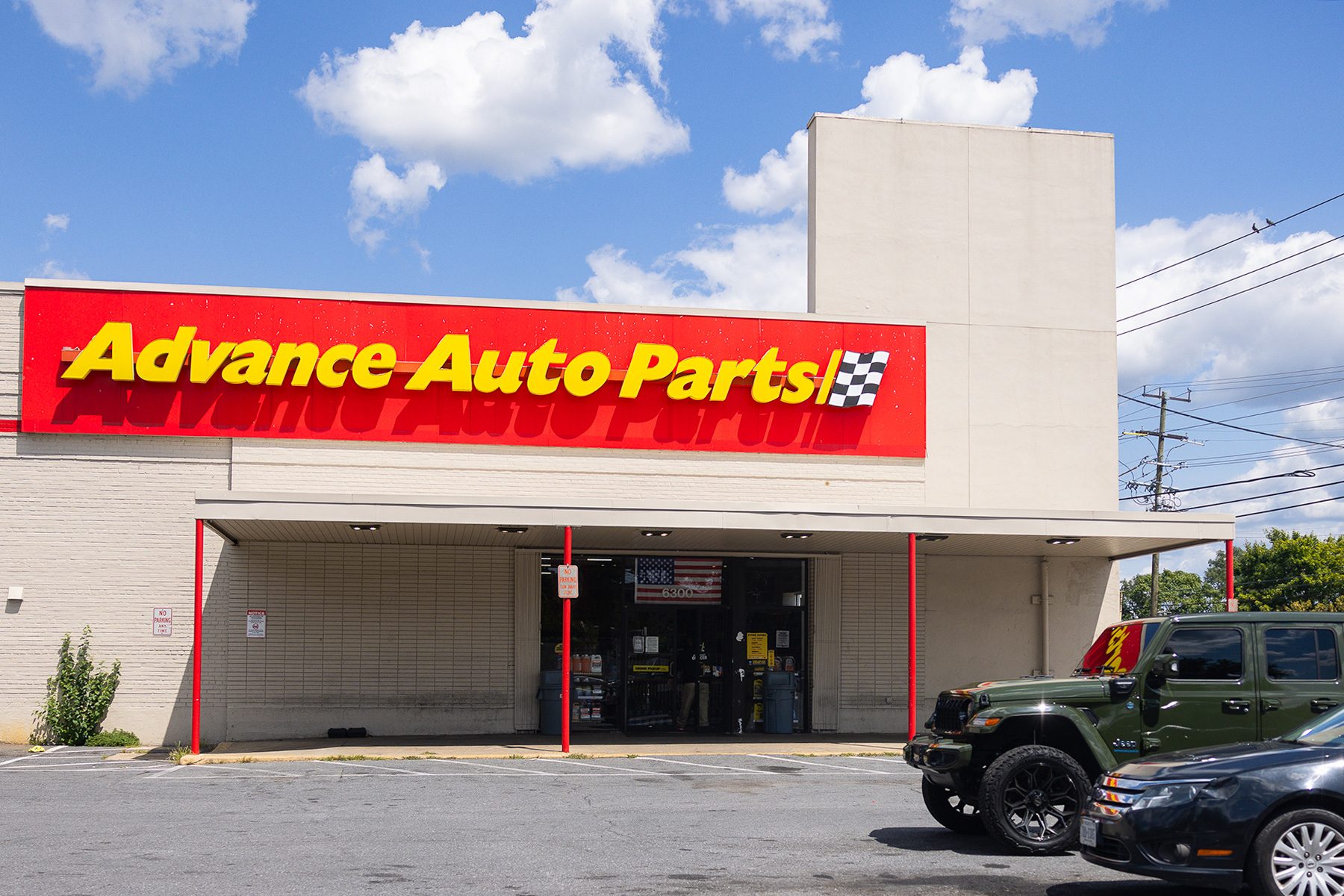 Advance Auto Parts Joins Wave of Retail Giants Closing Hundreds of Stores