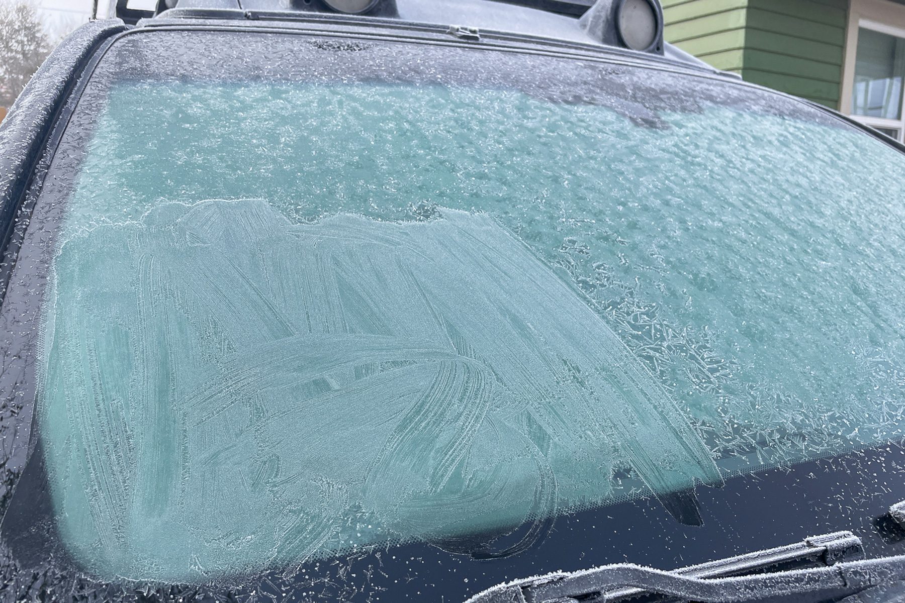 Fhma24 Prevent Ice On Your Windshield Noelle Devoe 01 Ssedit