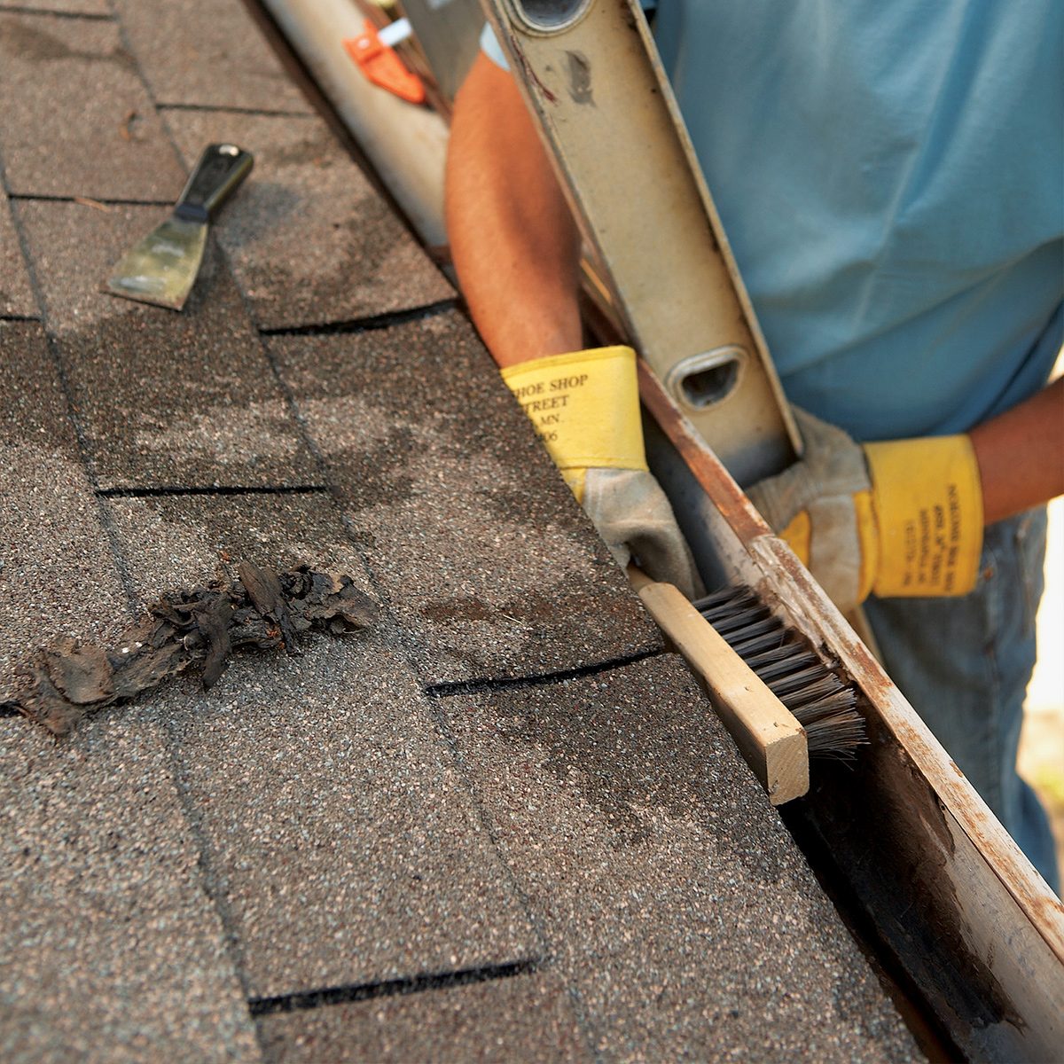 Silent Signs That Your House Has A Serious Problem Rusted Gutters