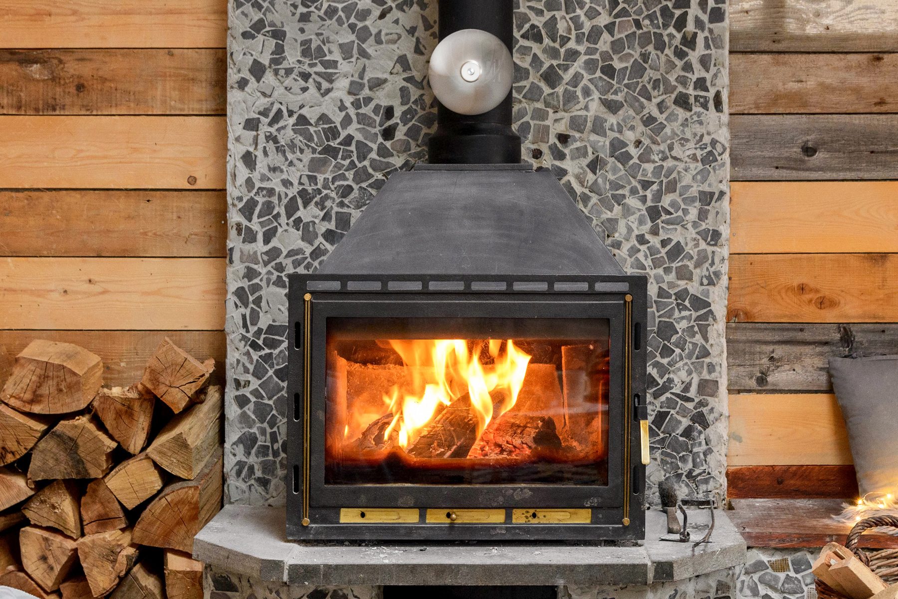 Ways To Increase The Heat From Your Wood Burning Fireplace