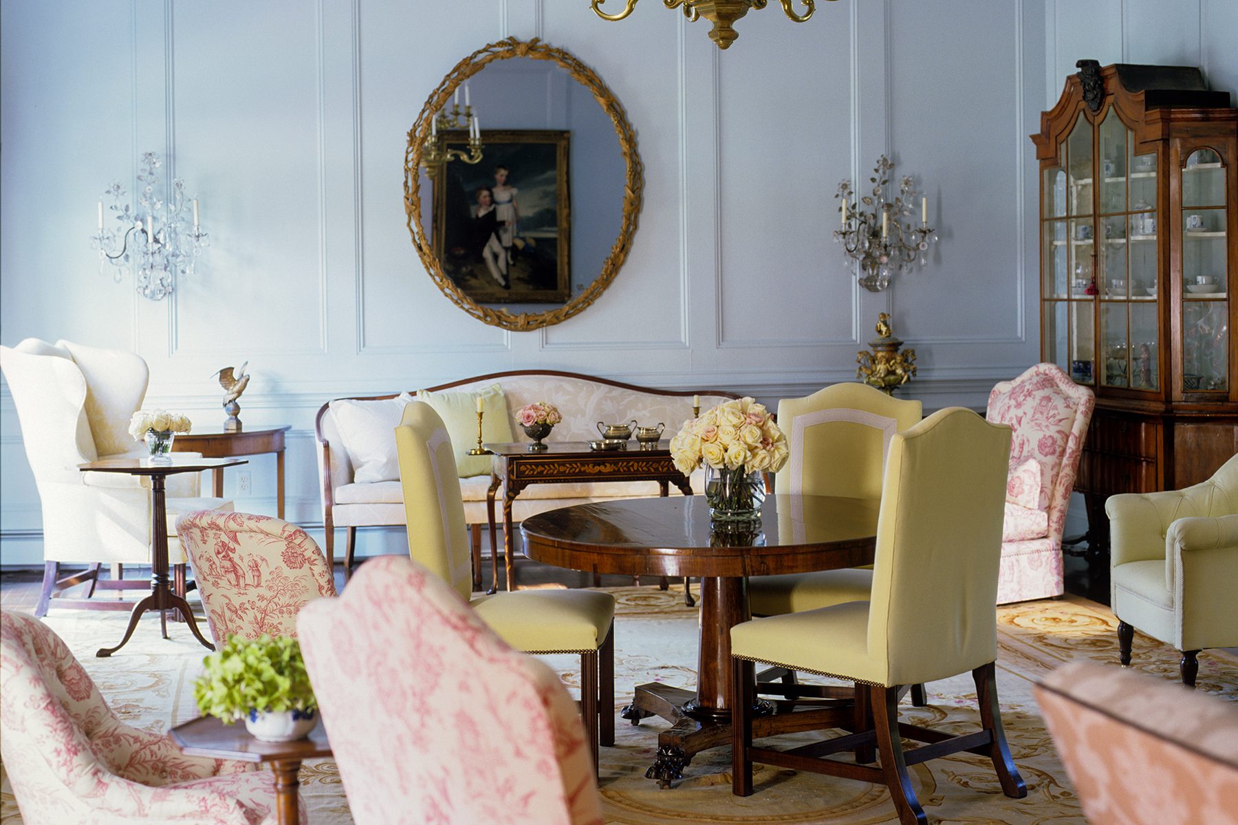 4 Interior Design Trends For 2025 Classic Elegance Gettyimages 522915858