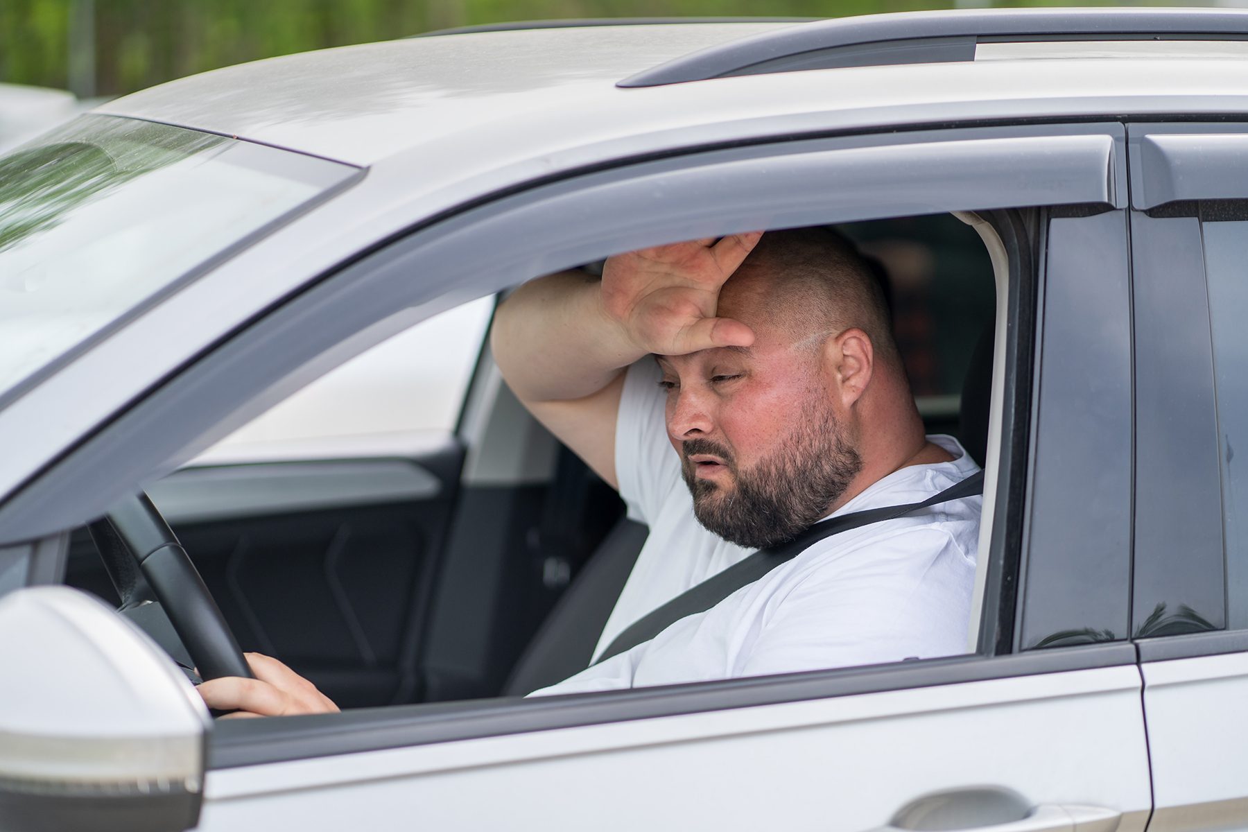 Car Smells Like Rotten Eggs Gettyimages 1490439770