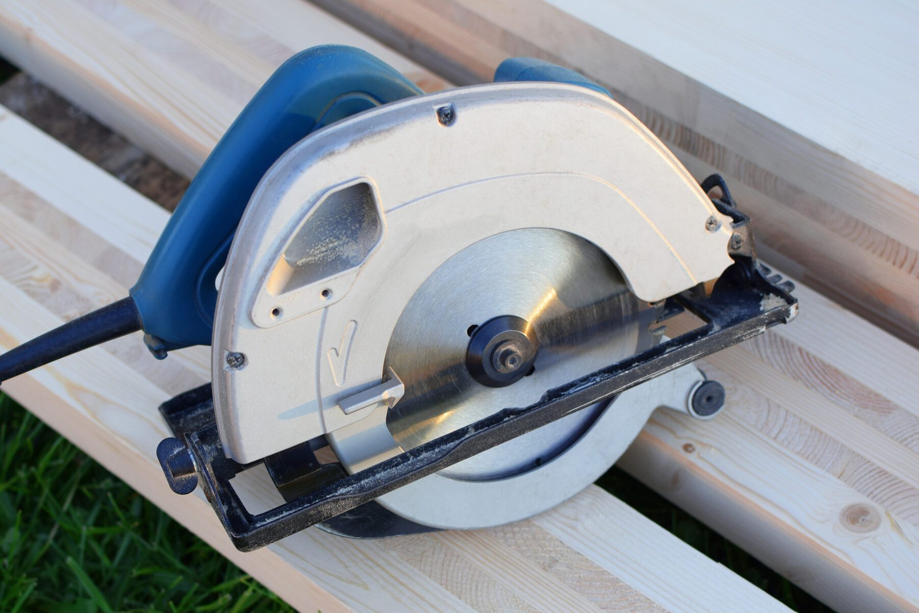 Types of Saws and When To Use Them