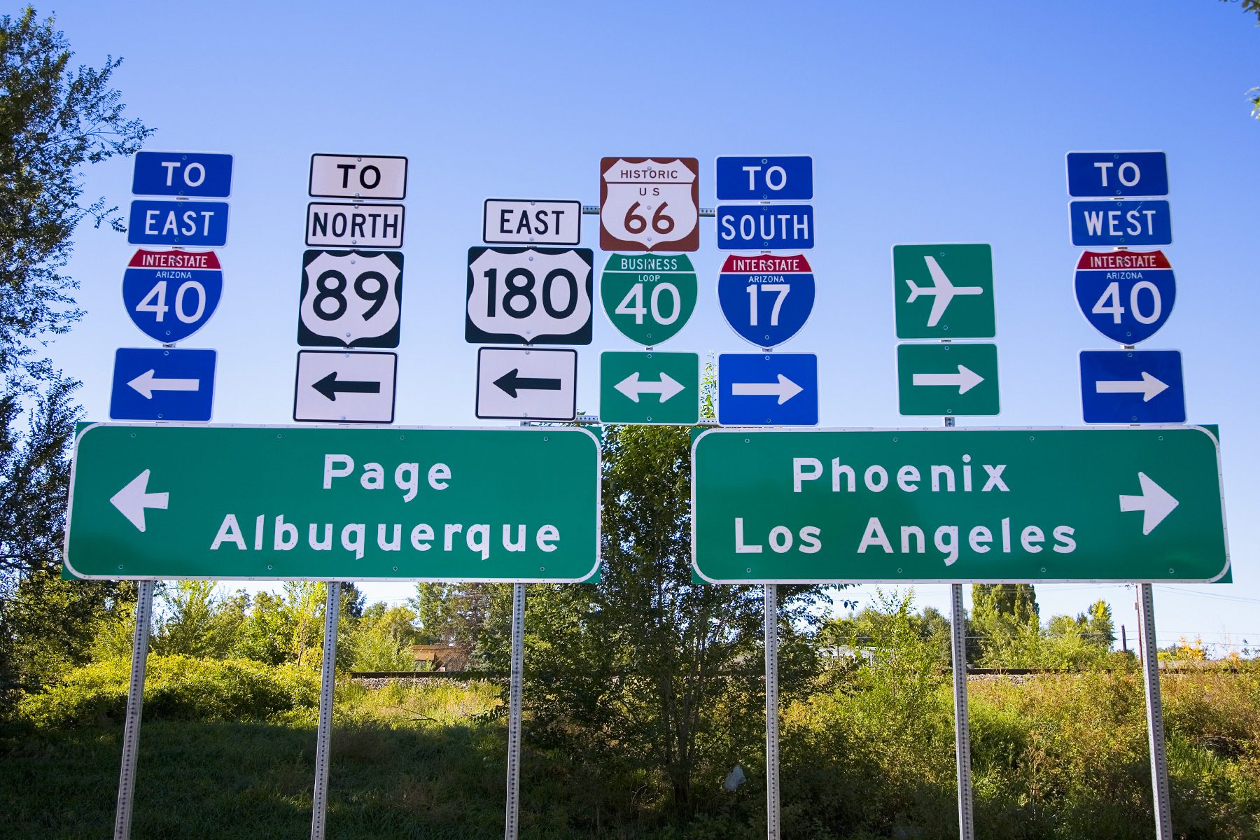 Decoding Road Sign Colors: What They Tell You From a Distance