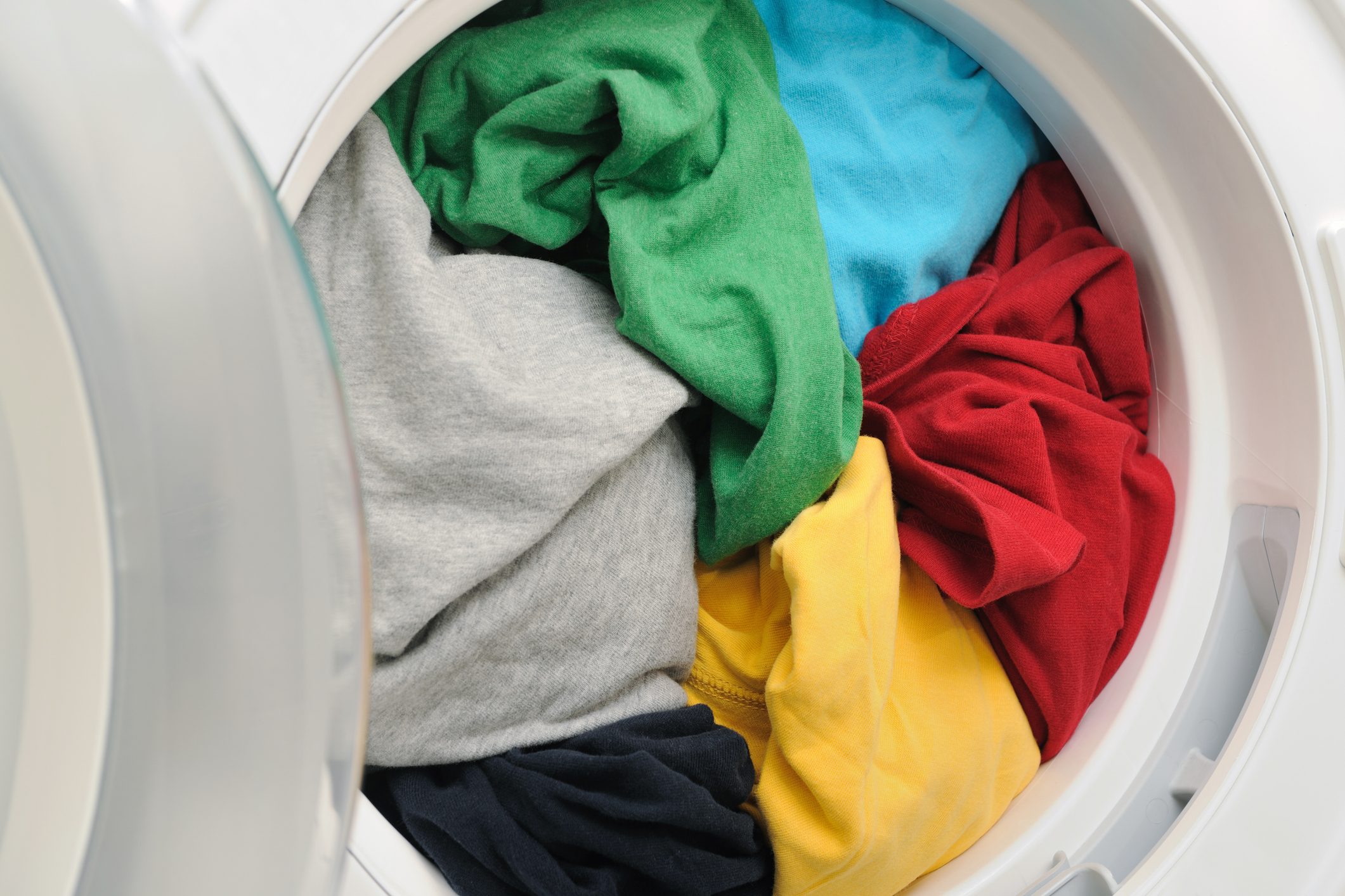 Washing Machine / Dryer full of clothes