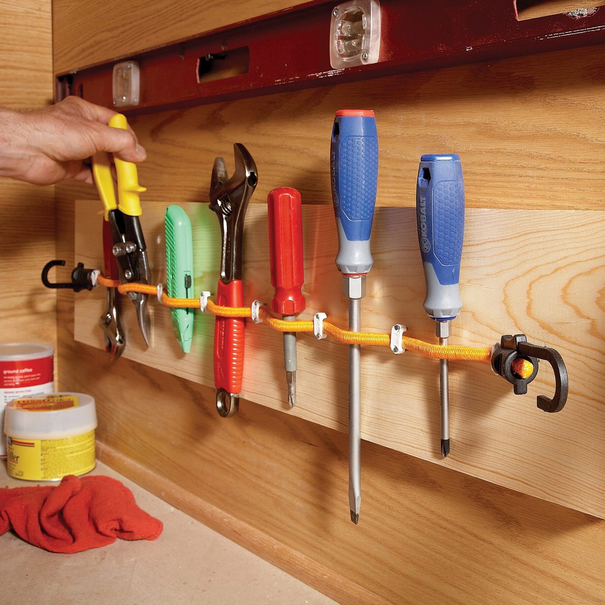 20 Bungee Cord Hacks You'll Wish You Knew Sooner