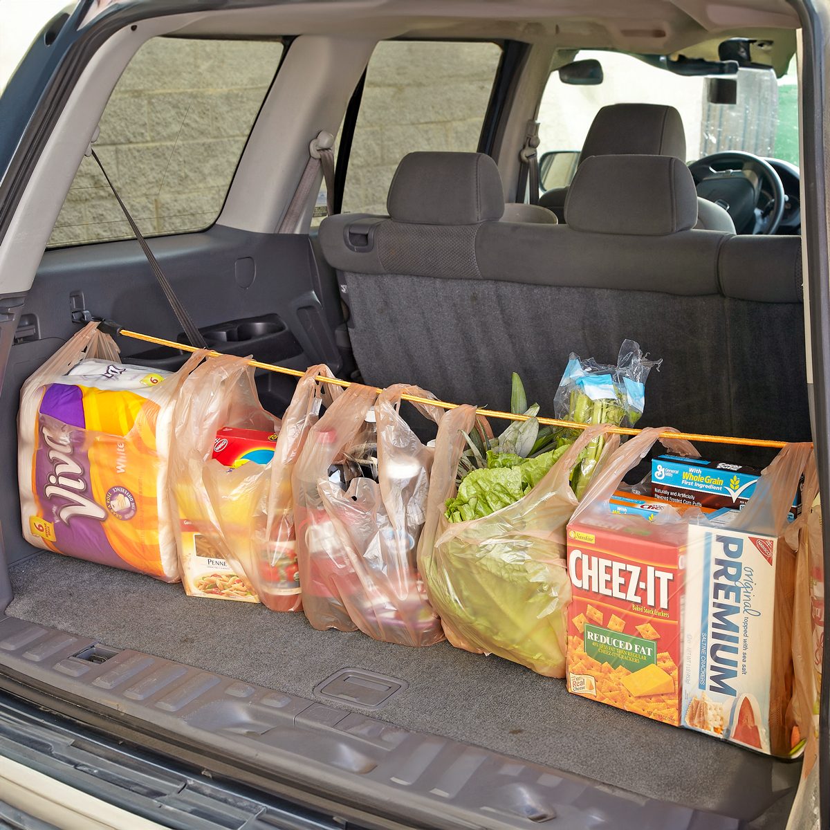 20 Bungee Cord Hacks You'll Wish You Knew Sooner