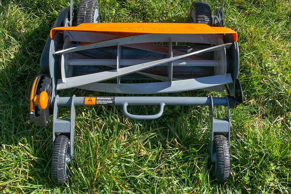 Fiskars Reel Lawn Mower